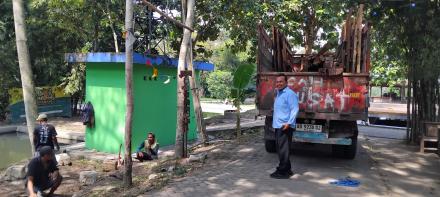 Pembangunan Hibah Gudang untuk Kampung Dolanan Anak 